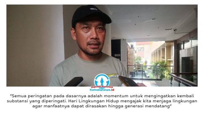 
 Anggota Komisi III DPRD Kota Samarinda, Abdul Rohim, memberikan keterangan kepada awak media usai peringatan Hari Lingkungan Hidup Sedunia 2026 di kawasan insinerator Kampung Baqa, Selasa (30/6/2026). Ia mengapresiasi peresmian TPST dan insinerator sebagai langkah memperkuat pengelolaan sampah yang modern, sekaligus mendorong pengelolaan sampah berbasis masyarakat. Foto: Yana Ashari.