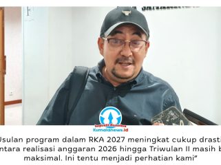 Ketua Komisi II DPRD Kota Samarinda, Iswandi, memberikan keterangan kepada awak media usai rapat bersama BPKAD, Selasa (30/6/2026). Ia menegaskan usulan RKA BPKAD Tahun Anggaran 2027 yang meningkat signifikan harus disertai target, indikator kinerja, serta manfaat yang terukur agar penggunaan APBD efektif, akuntabel, dan tepat sasaran. Foto: Yana Ashari.