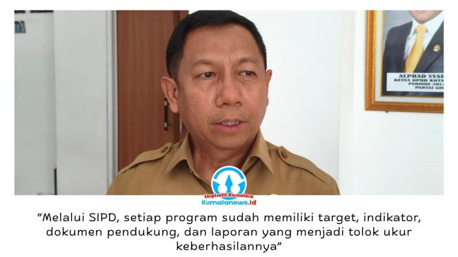 
 Kepala BPKAD Kota Samarinda, Ananta Fathurrozi, memberikan keterangan kepada awak media usai rapat bersama Komisi II DPRD Kota Samarinda, Selasa (30/6/2026). Ia menyebut realisasi keuangan BPKAD hingga 29 Juni 2026 telah mencapai sekitar 44 persen, sementara progres pelaksanaan kegiatan secara fisik telah melampaui capaian realisasi anggaran. Foto: Yana Ashari.