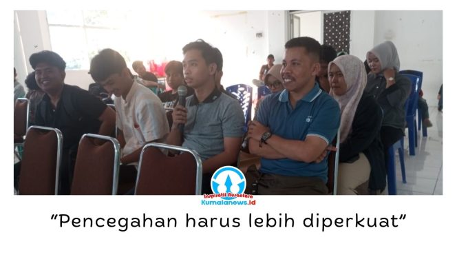 
 Ibrahim, mahasiswa Fakultas Hukum Untag Samarinda, saat mengikuti sosialisasi Raperda Pencegahan dan Penanggulangan TBC dan HIV/AIDS di Samarinda, Sabtu (20/6/2026). Foto: Yana Ashari.