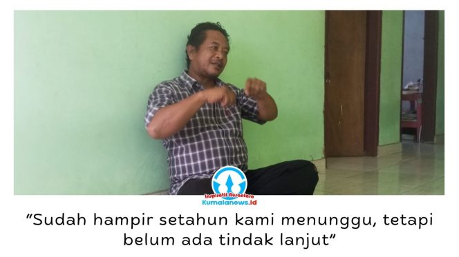 
 Ketua RT 04 Kelurahan Simpang Tiga, Kecamatan Loa Janan Ilir, Marhen Payunglangi, menyampaikan keluhan terkait kondisi jaringan listrik yang dinilai membahayakan keselamatan warga saat ditemui di kediamannya, Selasa (16/6/2026). Ia berharap perbaikan segera dilakukan guna mencegah potensi kecelakaan maupun kebakaran. Foto: Yana Ashari.