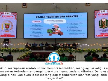 DPRD Kota Samarinda melalui Bapemperda menggelar Uji Publik Raperda tentang Pengelolaan Pemakaman Umum bersama Fakultas Syariah UINSI Samarinda guna menyerap masukan akademisi dan masyarakat dalam penyempurnaan regulasi. Foto: Yana Ashari.