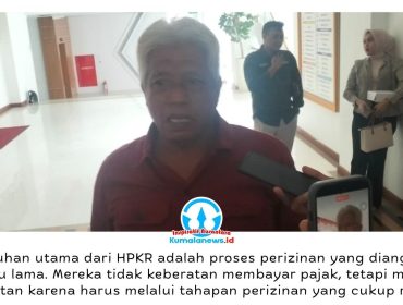 Ketua Pansus I DPRD Kota Samarinda, Markaca, memberikan keterangan kepada awak media usai memimpin rapat pembahasan Rancangan Peraturan Daerah (Raperda) tentang Penyelenggaraan, Perizinan, dan Penataan Reklame Kota Samarinda di Ruang Rapat Paripurna Lantai 2 DPRD Kota Samarinda, Rabu (3/6/2026). Foto: Yana Ashari.