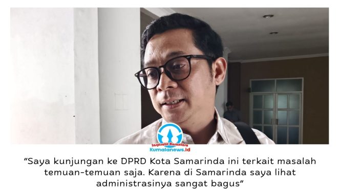 
 Ketua DPRD Kabupaten Berau, Dedy Okto Nooryanto, memberikan keterangan kepada awak media usai melakukan kunjungan kerja ke DPRD Kota Samarinda, Kamis (4/6/2026). Kunjungan tersebut dilakukan untuk mempelajari tata kelola administrasi dan pengelolaan kelembagaan yang dinilai dapat menjadi referensi dalam memperkuat akuntabilitas serta meminimalkan potensi temuan administrasi di lingkungan DPRD Kabupaten Berau. Foto: Yana Ashari.