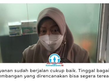 Ketua Pansus IV DPRD Kota Samarinda, Sri Puji Astuti, memberikan keterangan kepada awak media usai melakukan kunjungan lapangan ke RS IA Moeis, Jumat (5/6/2026). Kunjungan tersebut dilakukan untuk meninjau secara langsung pelayanan kesehatan serta penanganan pasien Tuberkulosis (TBC) dan HIV/AIDS di Kota Samarinda. Foto: Yana Ashari.