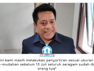 Kepala Dinas Pendidikan dan Kebudayaan Kota Balikpapan, Irfan Taufik, menjelaskan proses penyortiran seragam sekolah gratis berdasarkan jenjang pendidikan dan ukuran siswa masih berlangsung guna memastikan seluruh peserta didik menerima seragam yang sesuai sebelum didistribusikan ke sekolah. Foto: M Hilmansyah.