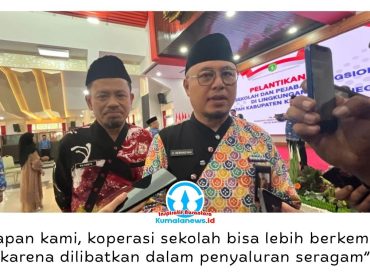 Kepala Disdikbud Kukar, Heriansyah, menjelaskan bantuan BOS Seragam disalurkan melalui sekolah dan didistribusikan kepada siswa lewat koperasi sekolah guna memperlancar penyaluran sekaligus memperkuat peran koperasi sekolah. Foto: Fairuzzabady.