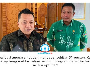 Ketua Komisi III DPRD Kota Samarinda, Deni Hakim Anwar, menyampaikan hasil Rapat Dengar Pendapat bersama Disdamkarmat terkait evaluasi kinerja Tahun Anggaran 2026 dan pembahasan kebutuhan anggaran 2027 di DPRD Kota Samarinda, Kamis (9/7/2026).