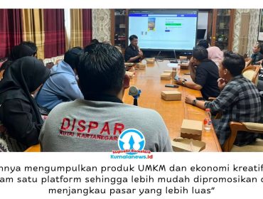 Dinas Pariwisata Kabupaten Kutai Kartanegara memperkenalkan aplikasi KukarGo kepada pelaku ekonomi kreatif melalui kegiatan sosialisasi dan pendampingan di Ruang Rapat Dispar Kukar, Kamis (16/7/2026). Aplikasi ini disiapkan sebagai katalog lokal digital untuk memperluas promosi produk dan jasa pelaku usaha kreatif di Kukar. Foto: Fairuzzabady.