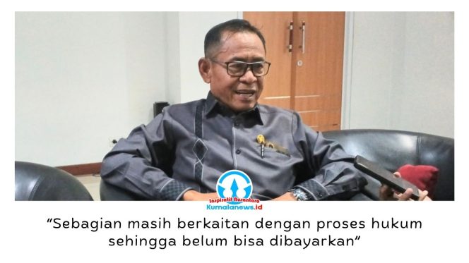 
 Ketua Bapemperda DPRD Kota Samarinda, Kamaruddin, memberikan keterangan usai memimpin pembahasan Rancangan Peraturan Daerah (Raperda) tentang Pertanggungjawaban Pelaksanaan APBD Tahun Anggaran 2025 di Ruang Rapat Bapemperda DPRD Samarinda, Kamis (16/7/2026). Pembahasan difokuskan pada penelaahan pasal demi pasal sebelum memasuki tahapan berikutnya. Foto: Eko.