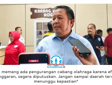 Kepala Disporapar Kota Samarinda, Muslimin, menegaskan Kontingen Kota Samarinda menargetkan mempertahankan gelar juara umum pada Porprov VIII Kaltim, sekaligus meminta kepastian cabang olahraga dan kesiapan penyelenggaraan segera dituntaskan. Foto: Yana Ashari.