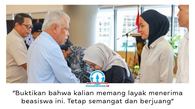 
 Otorita IKN melepas tujuh putra-putri kawasan delineasi IKN penerima Beasiswa Universitas Brawijaya Tahun Akademik 2026/2027, Kamis (23/7/2026), sebagai upaya menyiapkan SDM lokal unggul untuk mendukung pembangunan Ibu Kota Nusantara. Foto: Otorita IKN.