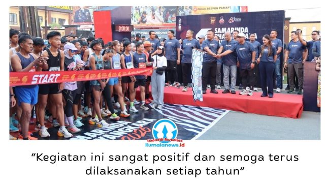 Wakil Ketua DPRD Kota Samarinda, Celni Pita Sari, menghadiri Samarinda Bhayangkara Run 2026 di Polresta Samarinda, Minggu (26/7/2026). Ia mengapresiasi kegiatan tersebut sebagai upaya mendorong gaya hidup sehat dan mempererat kebersamaan masyarakat. Foto: Rici.