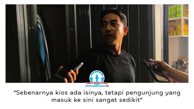 
 Pedagang Pasar Pagi Samarinda, Osan, mengungkapkan sepinya pengunjung menjadi penyebab utama lesunya aktivitas jual beli. Menurutnya, sebagian besar pedagang tetap ingin berjualan, namun minimnya pembeli membuat banyak kios terlihat tidak beroperasi. Foto: Beby.