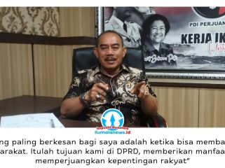 Wakil Ketua DPRD Kota Samarinda, Ahmad Vananzha, menyebut momen paling berkesan selama menjadi anggota DPRD adalah ketika berhasil memperjuangkan hak masyarakat yang terdampak penggusuran hingga memperoleh kompensasi yang lebih layak. Foto: Yana Ashari.