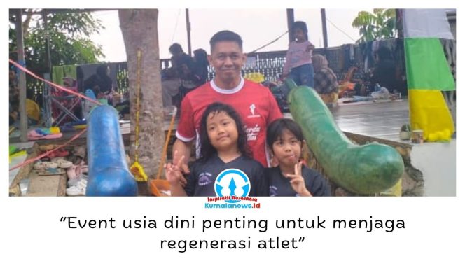 
 Ketua Umum KONI Samarinda, Wahyudi atau Haji Yudi, usai menghadiri pembukaan Kebun Ndesa Open Fun Swimming 2026 di Samarinda Utara, Sabtu (15/8/2026). Foto: Yana Ashari.