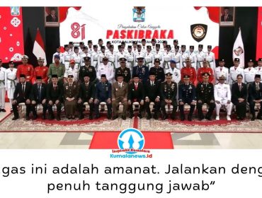 Wali Kota Balikpapan Rahmad Mas’ud mengukuhkan Paskibraka Kota Balikpapan untuk bertugas pada upacara HUT ke-81 Kemerdekaan RI di Aula Pemkot Balikpapan, Sabtu (15/8/2026) malam. Foto: M Hilmansyah.