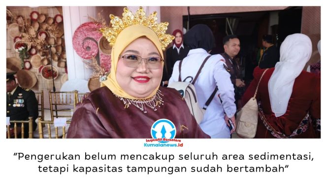 
 Kepala Dinas Pekerjaan Umum (PU) Kota Balikpapan, Rita, mengatakan pengerukan Waduk Manggar dilakukan untuk mengurangi sedimentasi yang menumpuk dan mengembalikan kapasitas tampungan air secara optimal. Foto: M Hilmansyah.