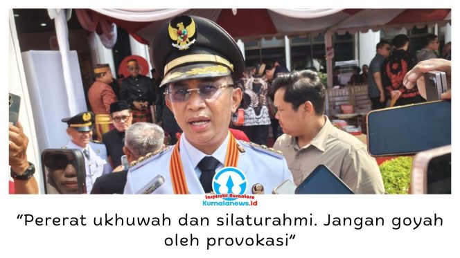 
 Wali Kota Balikpapan Rahmad Mas’ud mengimbau masyarakat tetap tenang dan tidak mudah terprovokasi menyusul beredarnya video pembentangan Bendera Borneo Raya di salah satu flyover di Samarinda saat momentum HUT ke-81 Kemerdekaan RI. Ia mengajak masyarakat menyikapi isu tersebut secara bijak serta menjaga persatuan dan kerukunan antarwarga. Foto: M Hilmansyah.