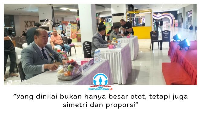 
 Perwakilan dewan juri dari Samarinda, Thomas Alva Edison, mengatakan penilaian atlet tidak hanya berdasarkan massa otot, tetapi juga simetri, proporsi, kondisi fisik, dan kemampuan presentasi di atas panggung. Foto: Yana Ashari.
