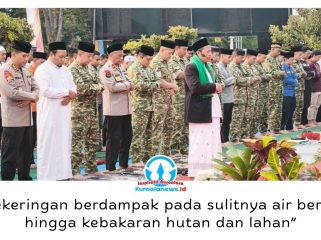 Kodam VI/Mulawarman menggelar salat Istisqa dan doa bersama di Lapangan Upacara Makodam VI/Mulawarman, Balikpapan, Sabtu (29/8/2026), untuk memohon turunnya hujan di tengah kondisi kemarau dan minimnya curah hujan di sejumlah wilayah Kaltim dan Kaltara. Foto: M Hilmansyah.