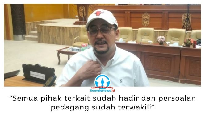 
 Ketua Komisi II DPRD Kota Samarinda, Iswandi, mengatakan RDP menjadi wadah mempertemukan pedagang dan OPD terkait untuk membahas berbagai keluhan sekaligus mencari solusi bersama. Foto: Yana Ashari.