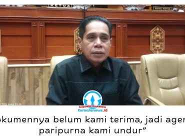 DPRD Kota Samarinda menunda agenda paripurna penyampaian nota kesepakatan KUA-PPAS Tahun Anggaran 2026 karena dokumen dari Pemerintah Kota Samarinda belum diterima. Ketua DPRD Samarinda, Helmi Abdullah, mengatakan dokumen tersebut masih dalam proses di tingkat Pemerintah Provinsi Kalimantan Timur. Foto: Yana Ashari.