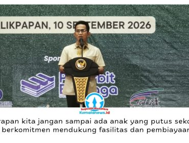 Wali Kota Balikpapan Dr. H. Rahmad Mas’ud menegaskan komitmen Pemkot Balikpapan memastikan seluruh anak memperoleh hak pendidikan melalui dukungan pembiayaan, fasilitas, dan perluasan akses sekolah. Foto: M Hilmansyah.