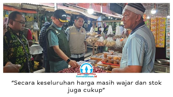 
 Kepala Bidang Ketahanan Pangan DKP3 Kota Balikpapan, Wahidin Alaudin, mengatakan harga bahan pokok di Pasar Sepinggan masih relatif wajar dengan ketersediaan stok yang mencukupi. Foto: M Hilmansyah.