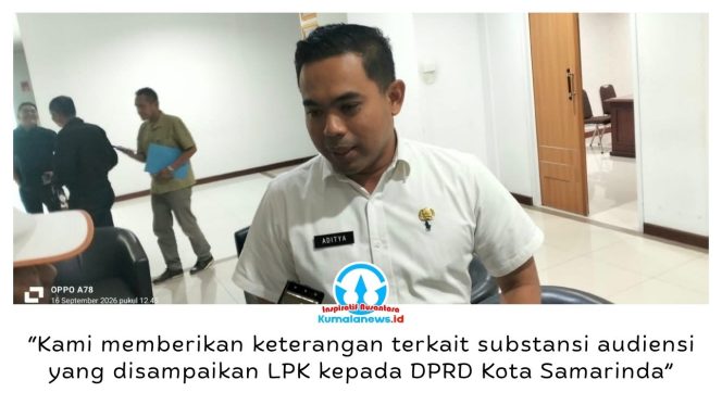 
 Camat Samarinda Seberang, Aditya Koesprayogi, memberikan keterangan usai mengikuti Rapat Dengar Pendapat (RDP) bersama Komisi I DPRD Kota Samarinda, Rabu (16/9/2026). RDP membahas administrasi pertanahan, termasuk SOP pengurusan dokumen pertanahan yang berlaku pada era 1990-an. Foto: Yana Ashari.
