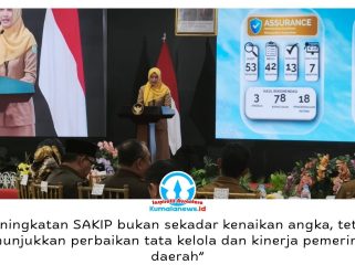Inspektur Kota Balikpapan, Silvia Rahmadina, menyampaikan laporan pada Penganugerahan Wali Kota Award Bidang Pengawasan 2026, yang menjadi rangkaian puncak Rakorwas Kota Balikpapan di Aula Pemkot Balikpapan, Senin (14/9/2026). Foto: M Hilmansyah.