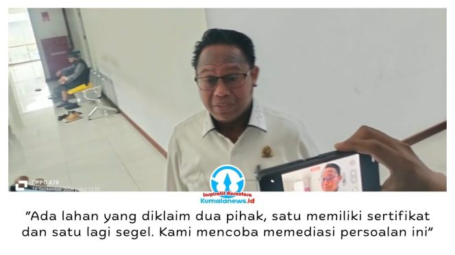 
 Ketua Komisi I DPRD Kota Samarinda, Samri Shaputra, menjelaskan peran DPRD dalam memediasi persoalan sengketa lahan di Jalan Gunung Lingai, khususnya terkait pelayanan administrasi di tingkat kelurahan. Foto: Yana Ashari.