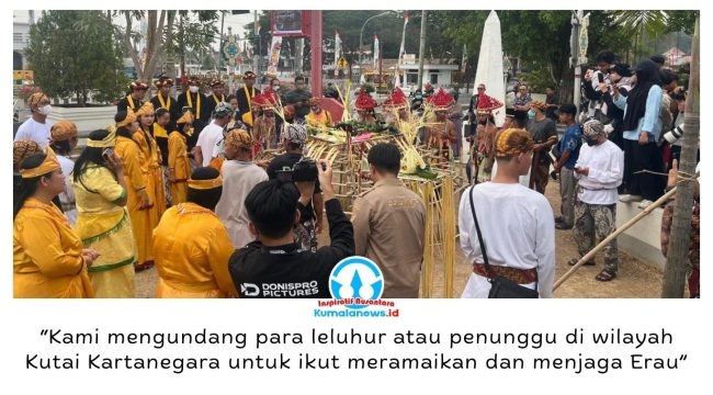 Ritual Menjamu Benua digelar di Tenggarong, Kamis (17/9/2026), sebagai bagian dari persiapan Erau Adat Kuta Kesultanan Kutai Kartanegara Ing Martadipura sekaligus penanda adat penetapan pelaksanaan Erau oleh Sultan. Foto: Fairuzzabady.