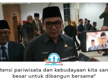 Wali Kota Samarinda Andi Harun menyampaikan progres penataan SOTK Pemkot Samarinda yang telah mencapai sekitar 80 persen dan ditargetkan diterapkan dalam penyusunan APBD 2027, Senin (21/9/2026) malam. Foto: Yana Ashari.
