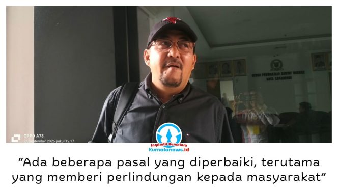 
 Anggota BAPEMPERDA DPRD Kota Samarinda, Iswandi, menyampaikan bahwa pembahasan Raperda RPPLH bersama perangkat daerah dan pihak terkait telah memasuki tahap akhir dan substansinya telah diselesaikan. Foto: Yana Ashari.
