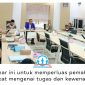 Komisi Yudisial (KY) Penghubung Wilayah Kalimantan Timur mendorong masyarakat aktif mengawasi integritas dan perilaku hakim melalui pemantauan persidangan serta pelaporan dugaan pelanggaran kode etik dalam Seminar Edukasi Publik di Unikarta, Tenggarong, Rabu (23/9/2026). Foto: Indirwan.