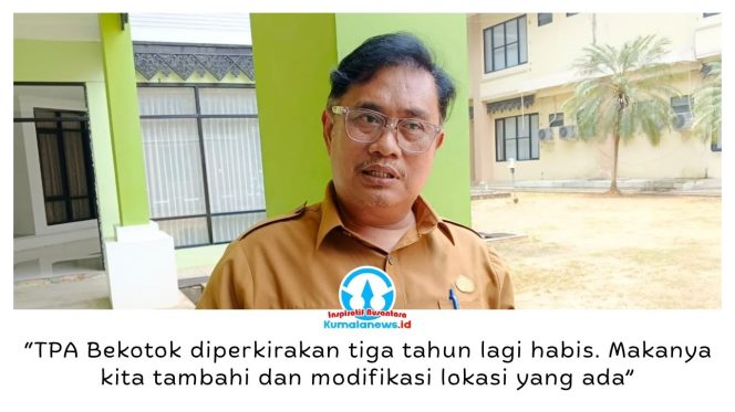 
 Sekretaris DLHK Kukar Taupiq meninjau upaya peningkatan kapasitas TPA Bekotok di Tenggarong untuk memperpanjang masa operasional hingga beberapa tahun ke depan. Foto: Indirwan.