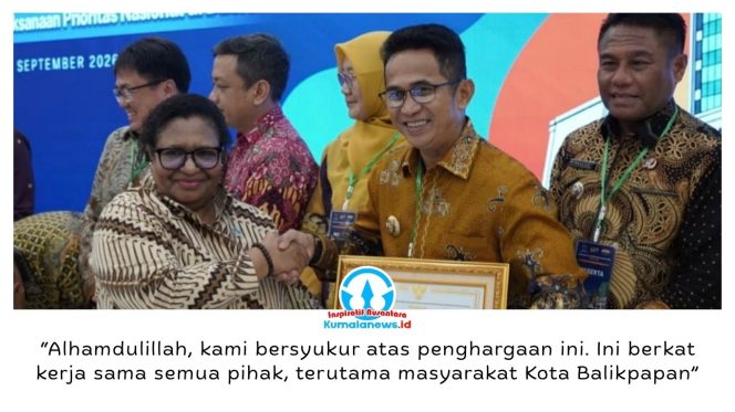 
 Wakil Menteri Dalam Negeri Ribka Haluk menyerahkan Penghargaan Pembangunan Daerah 2026 kepada Wali Kota Balikpapan Rahmad Mas’ud di Gedung Bappenas, Jakarta, Rabu (30/9/2026).