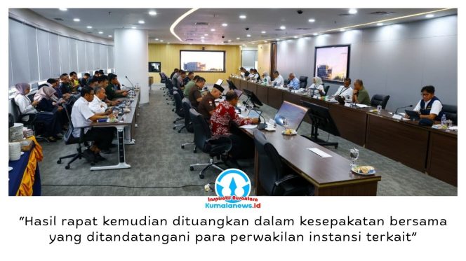 
 Pemerintah bersama Pemerintah Provinsi Kalimantan Timur dan instansi terkait menyepakati langkah terpadu untuk menjaga fungsi konservasi Tahura Bukit Soeharto serta menata kegiatan terbangun di kawasan tersebut. Kesepakatan dibahas dalam rapat koordinasi yang dipimpin Kepala OIKN Basuki Hadimuljono di Kantor OIKN, Nusantara, Kamis (1/10/2026). Foto: Humas Otorita IKN.