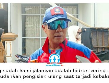 Kepala Disdamkarmatan Kukar, Fida Hurasani, mendorong penguatan sistem hidran di kawasan rawan kebakaran melalui sinergi lintas sektor, termasuk Dinas Perkim, Dinas PU, dan perusahaan air minum daerah. Foto: Indirwan.