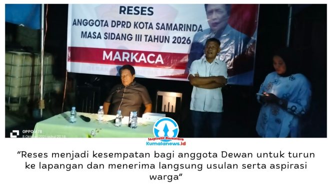 
 Anggota DPRD Kota Samarinda, Markaca, menyerap aspirasi warga melalui Reses Masa Persidangan III Tahun 2026 di Perum PKL Sungai Kapih RT 16, Kamis (8/10/2026) malam. Meski berlangsung saat pemadaman listrik, kegiatan tetap berjalan dengan antusiasme masyarakat. Foto: Yana Ashari.