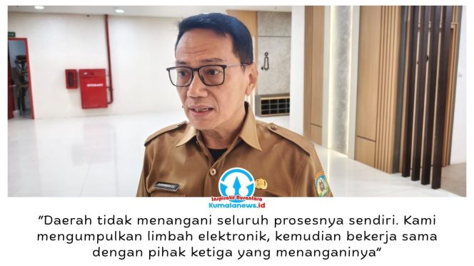 
 Kepala DLH Balikpapan, Sudirman Djayaleksana, menjelaskan limbah elektronik harus ditangani secara khusus. DLH memfasilitasi pengumpulan sebelum diserahkan kepada pihak ketiga yang kompeten untuk mencegah pencemaran lingkungan. Foto: M. Hilmansyah.