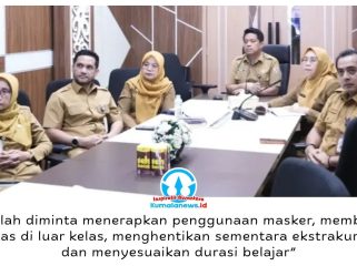 Kepala Disdikbud Kota Balikpapan, Irfan Taufik, memimpin rapat koordinasi lintas sektor untuk membahas penyesuaian kegiatan belajar guna melindungi warga sekolah dari dampak kabut asap. Foto: M Hilmansyah.