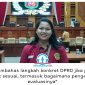 Perwakilan mahasiswa Untag Samarinda, Charisma Thresensia Tandiayu, menyoroti kebijakan penataan ruang dan peran DPRD dalam mengawasi pelaksanaannya saat audiensi di DPRD Samarinda, Jumat (16/10/2026). Foto: Yana Ashari.