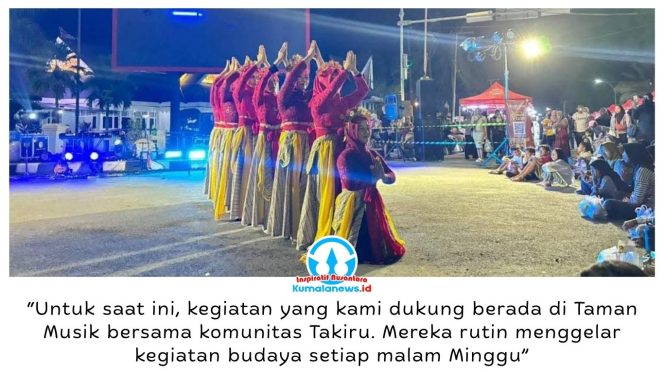
 Panggung Seni Budaya di Simpang Odah Etam, Tenggarong, rutin digelar setiap malam Minggu sebagai wadah ekspresi kreativitas sekaligus upaya melestarikan seni dan budaya lokal Kukar. Foto: Indirwan.