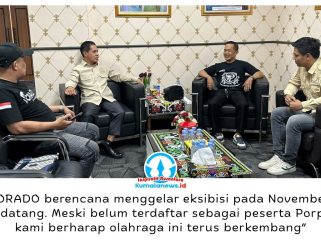 Ketua DPRD Kota Samarinda, Helmi Abdullah, menerima audiensi pengurus ORADO Kota Samarinda untuk membahas rencana eksibisi olahraga domino pada November 2026 di Hotel Claro, kawasan Kompleks Stadion Sempaja, Samarinda. Foto: Ipan