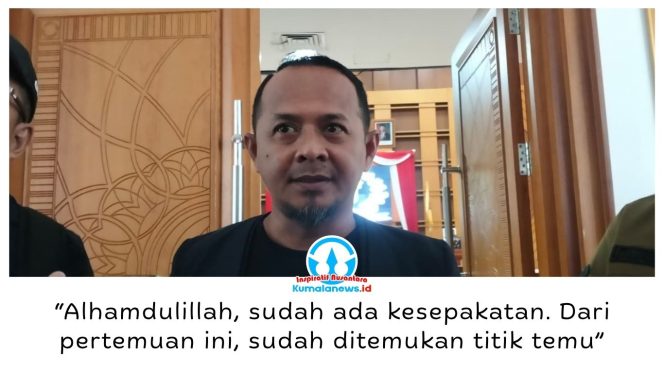 
 CEO sekaligus Owner Juragan Entertainment, Rodi Arianto, menyampaikan apresiasi atas kesepakatan dalam audiensi terkait persoalan aktivitas UMKM di Teras Samarinda, di DPRD Kota Samarinda, Rabu (28/10/2026). Foto: Yana Ashari.