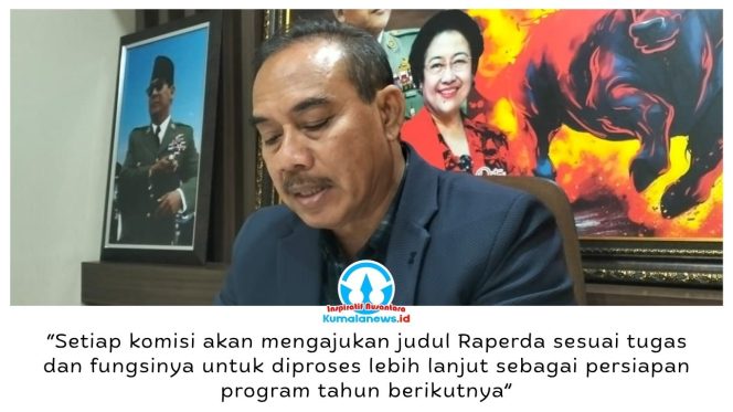 
 Wakil Ketua DPRD Kota Samarinda, Ahmad Vananzda, mendorong seluruh komisi menyiapkan usulan Raperda sesuai bidang tugas masing-masing untuk mendukung program legislasi dan menjawab kebutuhan masyarakat. Foto: Yana Ashari.