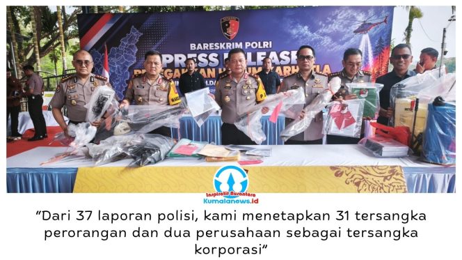 
 Kapolda Kaltim Irjen Pol Endar Priantoro didampingi jajaran pejabat utama Polda Kaltim menunjukkan barang bukti dalam pengungkapan kasus kebakaran hutan dan lahan (karhutla) di Kalimantan Timur, Kamis (29/10/2026). Foto: M Hilmansyah.